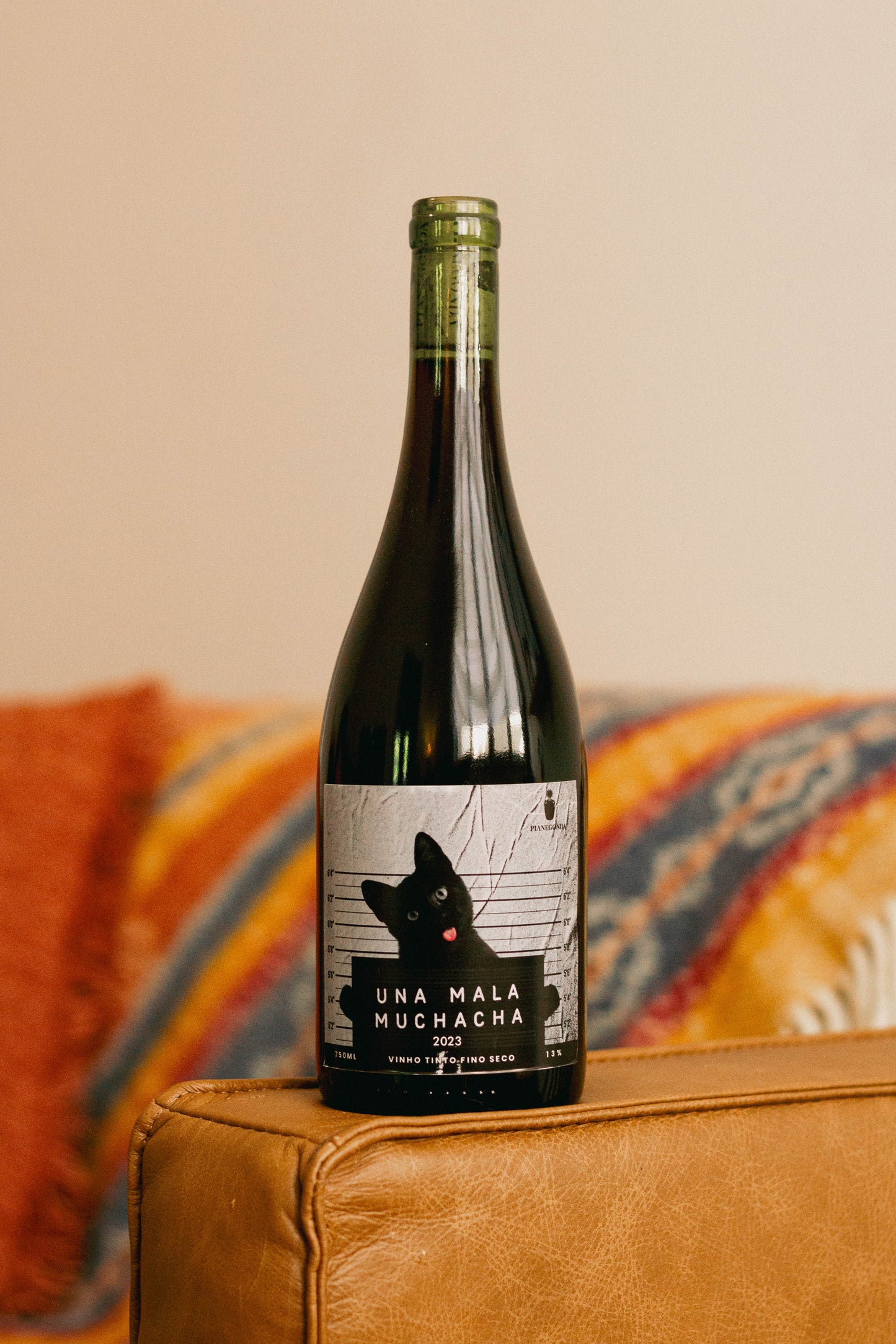 Una Mala Muchacha Pinot Noir - 2023